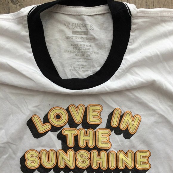 KID DANGEROUS Love In The Sunshine Graphic T-Shirt - Picture 3 of 5